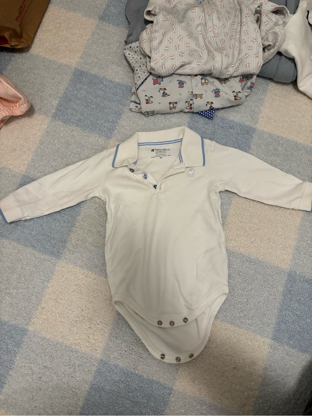 Bundle of six high end baby boy clothes 6m-12/18 m